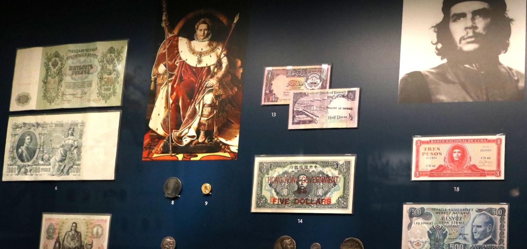 Money and Power display in the Money Gallery